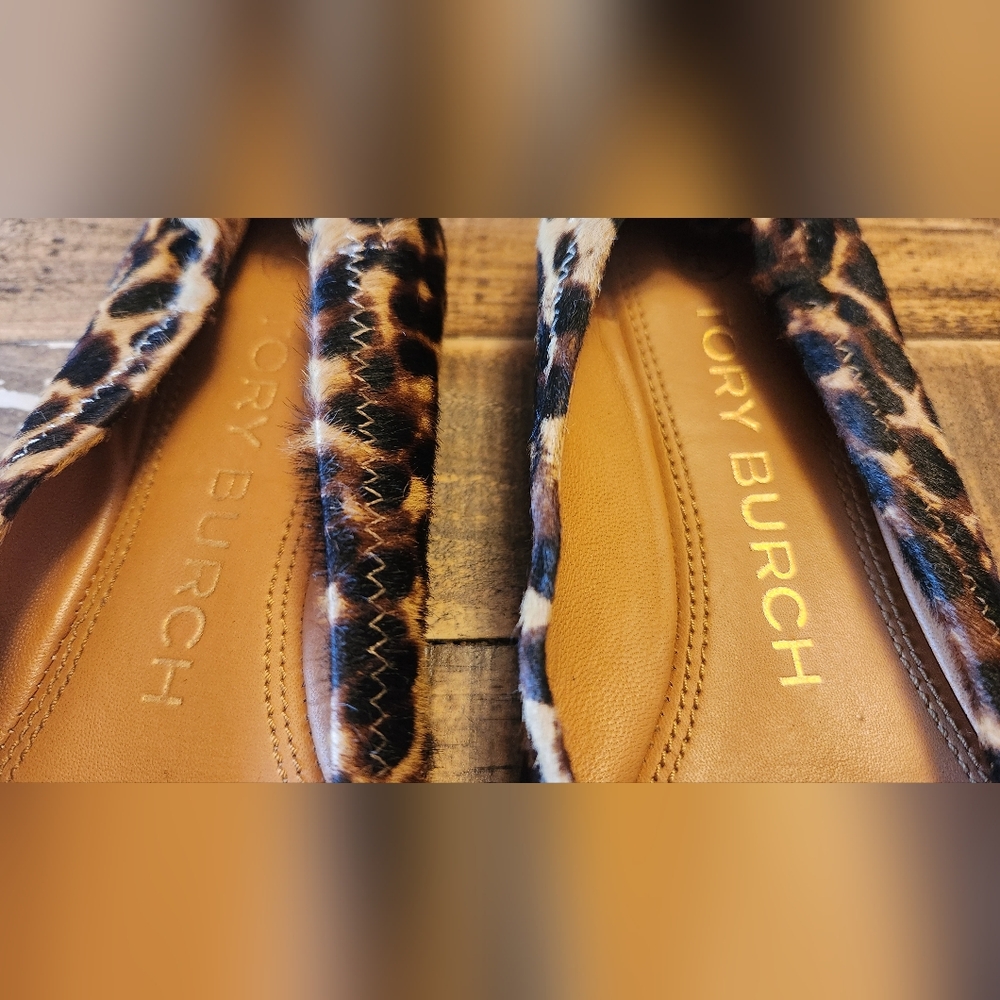 Tory Burch MULTI-LOGO LEOPARD ELASTIC BALLET FLATS Size 5.5 - Picture 8 of 14
